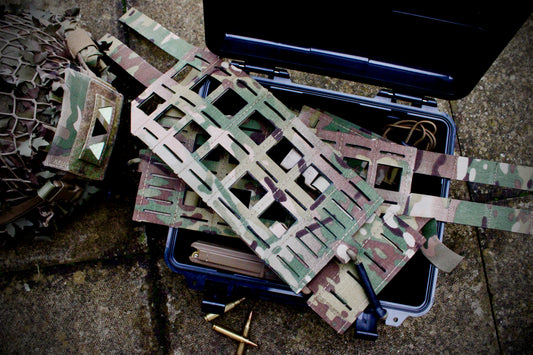 Structural cummerbunds